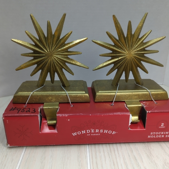 Wondershop Distressed Gold Starburst Christmas Stocking Holder set 2 - Picture 11 of 11